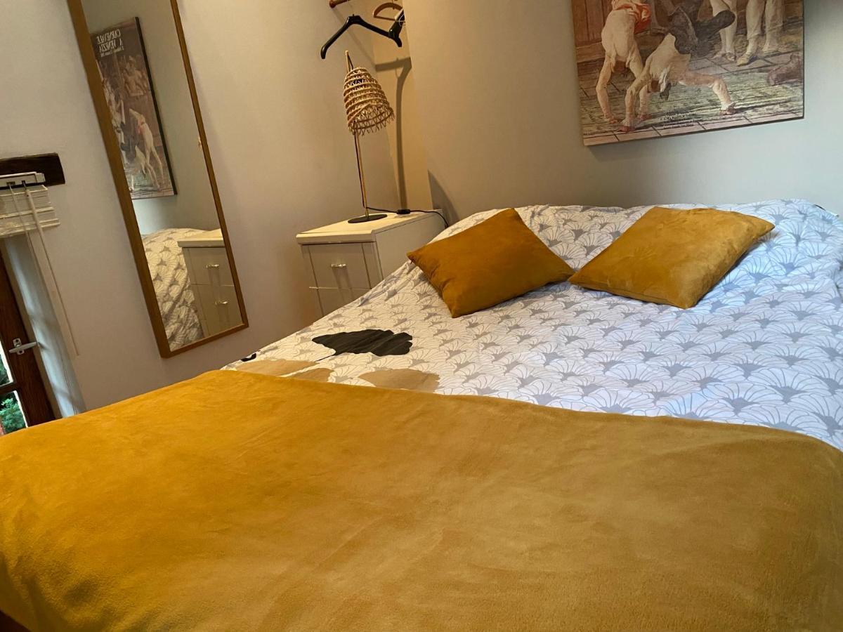 Le Charme Villa Mezilles Ngoại thất bức ảnh