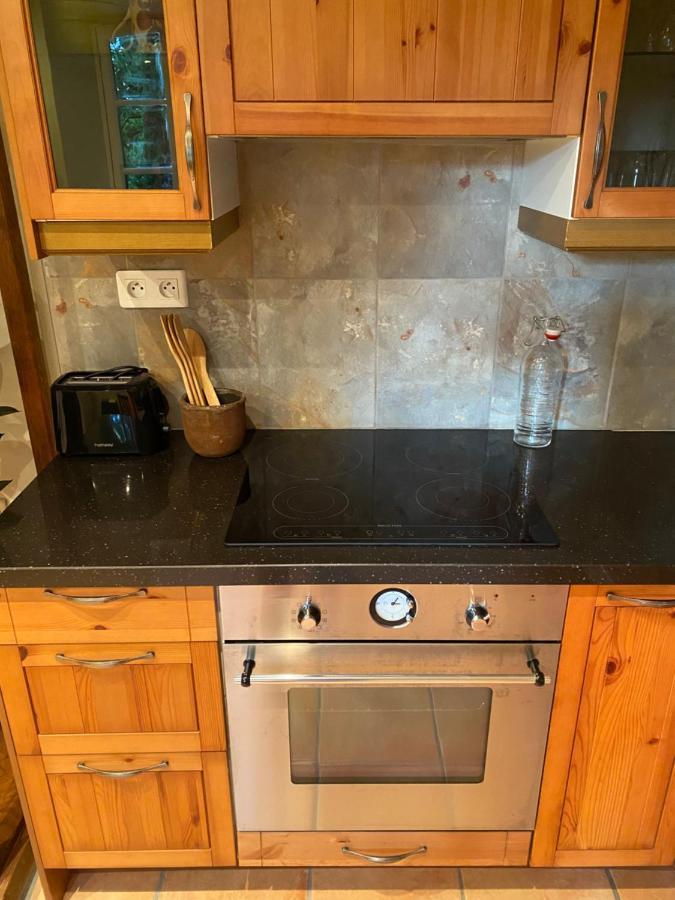 Le Charme Villa Mezilles Ngoại thất bức ảnh